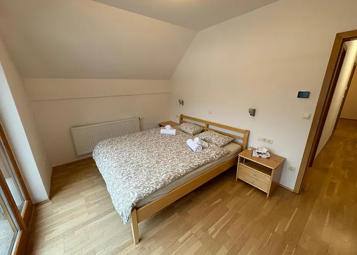 Barbara With Sauna * Gozd Martuljek